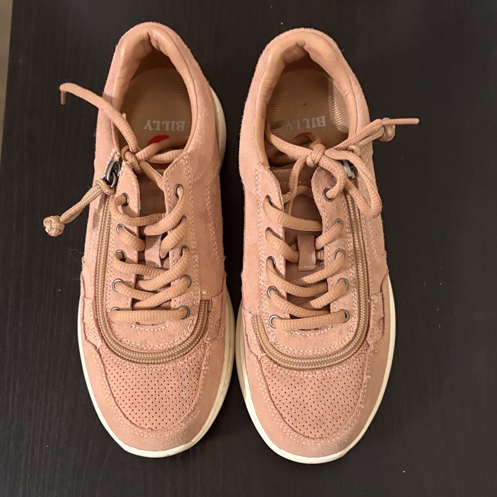 Billy Tan Sneakers size 7